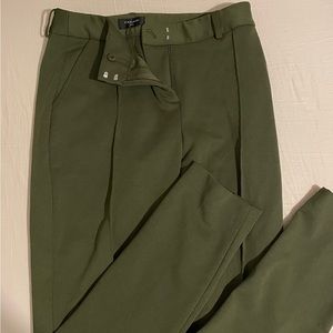 Tahari olive green ponte pants size 4